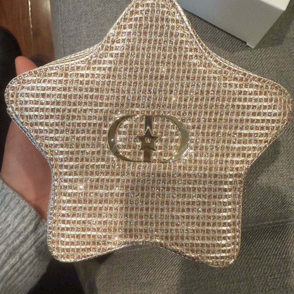 Dior Shimmering Gold Star Holder - Picture 3 of 3